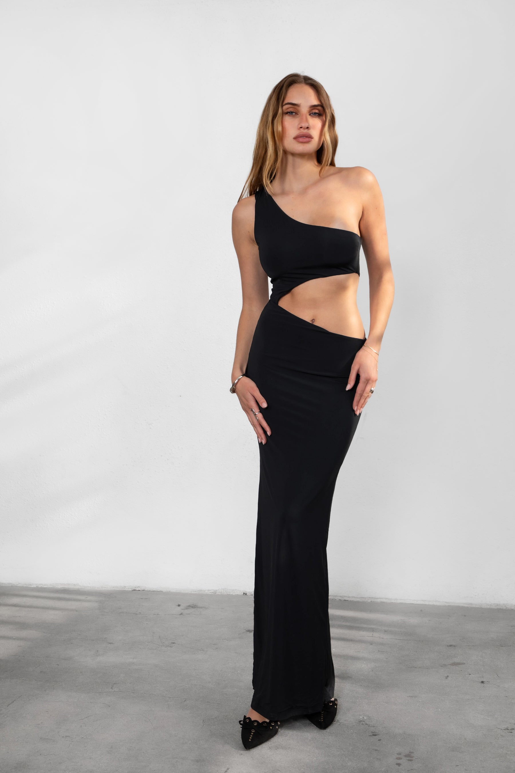 DH30768-EVANA (image 1 of 5)