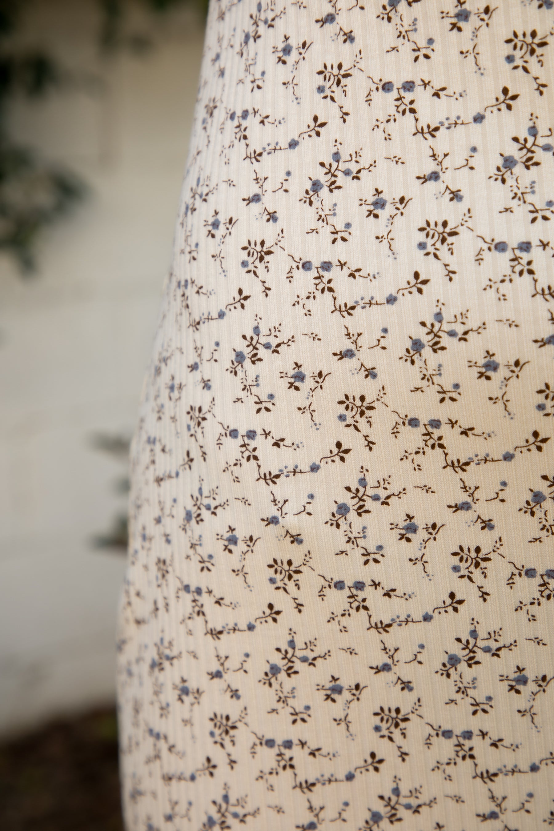 DH31981-LYNN Dress (image 2 of 5)