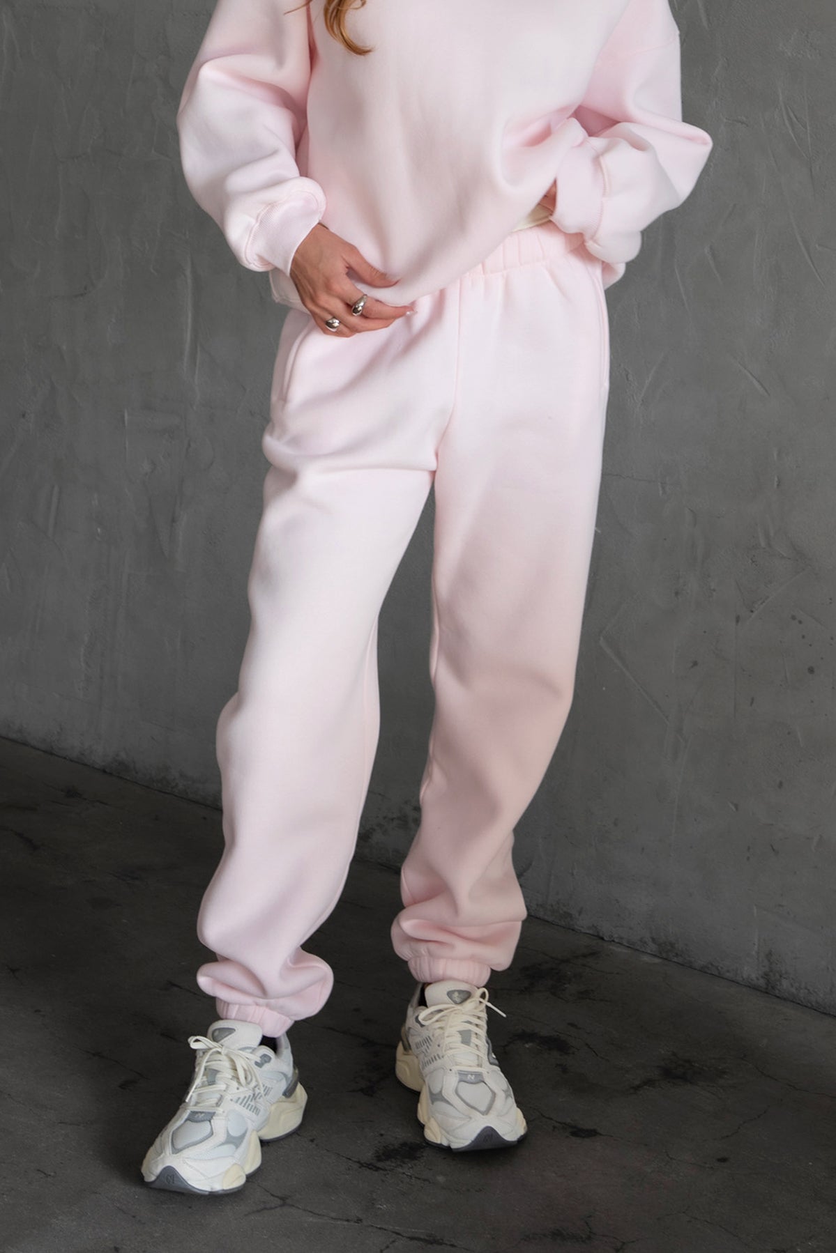 PH26027-DOVE Sweatpants (image 5 of 5)