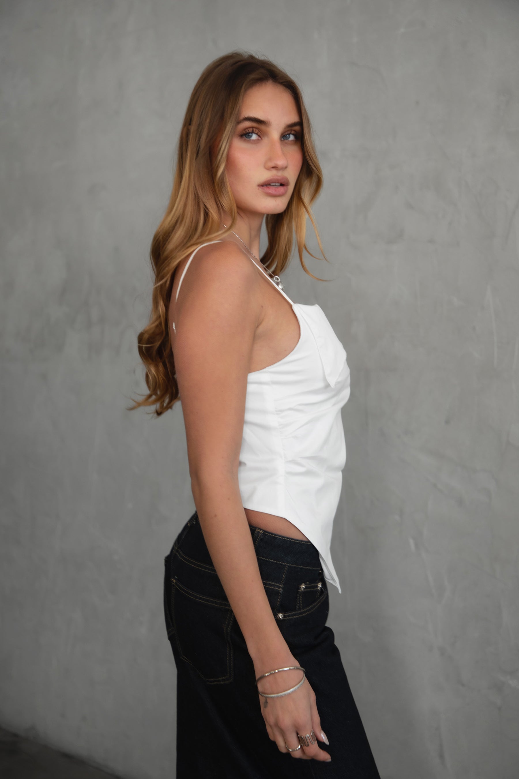 TH30970-JAINA (image 2 of 4)