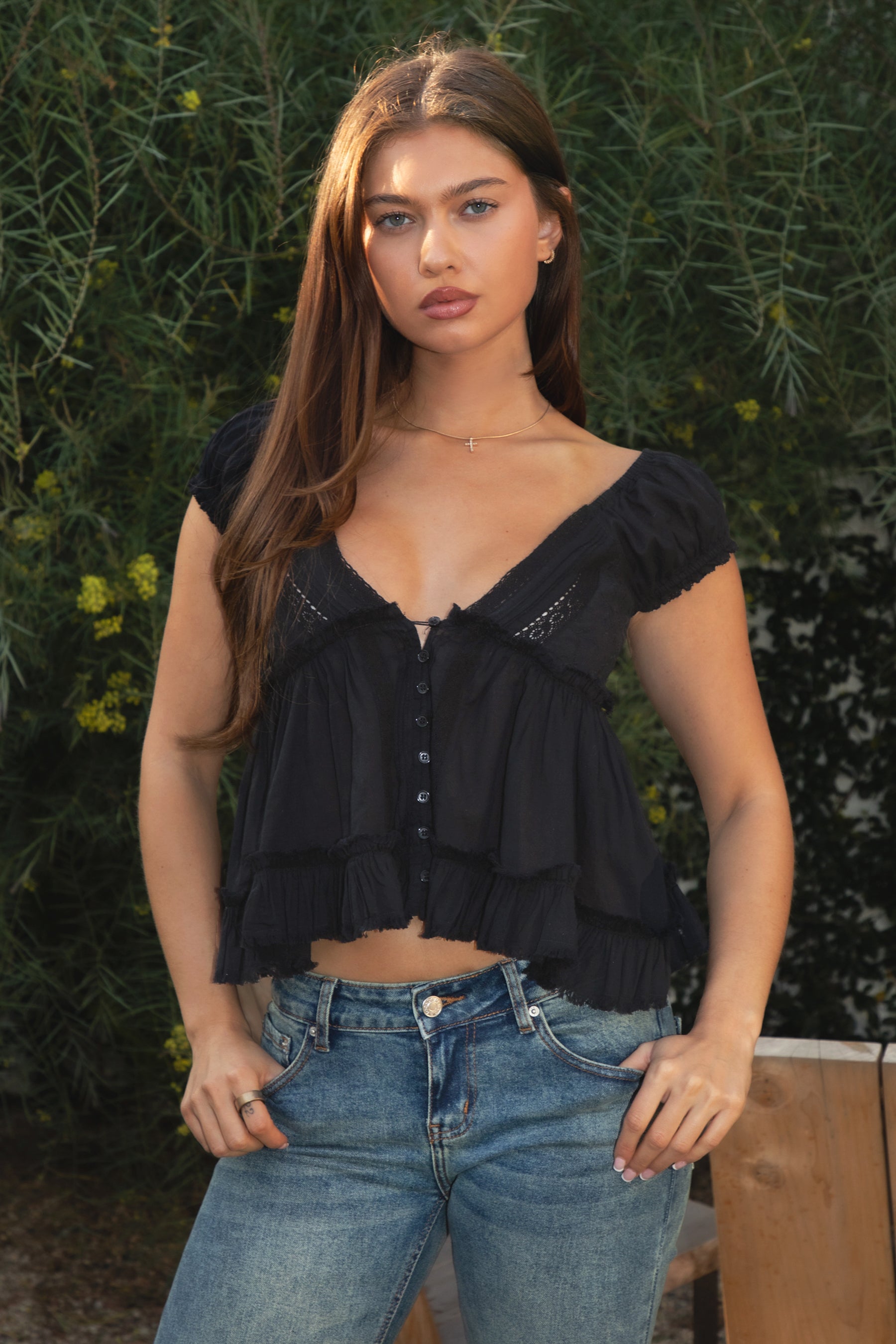 TH31912-AVELINE Top (image 1 of 5)